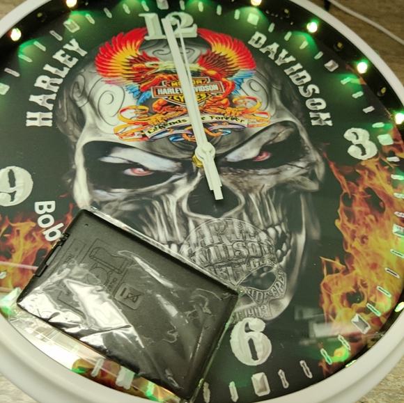 Harley Davidson skull 12" led clock - Picture 3 of 8